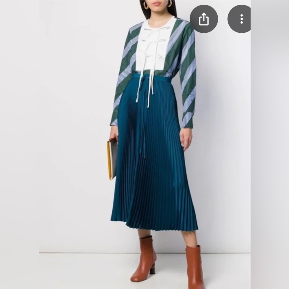 Directly from Tory Burch - All angles: The Overprinted Tie-Front Top.